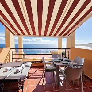 https://the-ocean-terrace-penthouse-by-medano4you.adeje-hotels.com